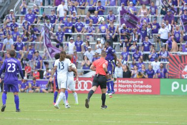 Orlando City 15 Nisan 2017 'de Florida, Orlando' daki Citrus Bowl 'da Los Angeles Galaksisine ev sahipliği yaptı..