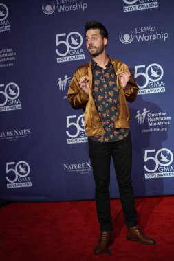 15 Ekim 2019 'da Nashville, Tennessee' deki Linbscome Üniversitesi 'nde verilen 50. GMA Dove Ödülleri sırasında kırmızı halı. 