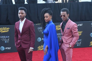 Kırmızı Halı Fotoğrafları 29 Mart 2019 Cumartesi günü Las Vegas 'taki Orleans Resort' ta düzenlenen 34. Yıldız Ödülleri sırasında çekildi.