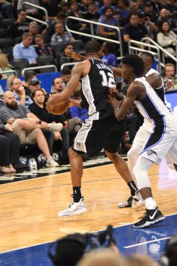 Orlando Magic, 19 Aralık 2018 tarihinde Orlando Florida 'daki Amway Center' da San Antonio Spurs 'a ev sahipliği yapmaktadır.. 