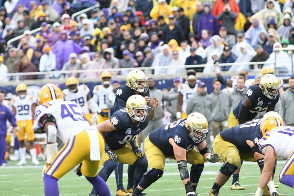 Notre Dame Tvář Lsu Během Citrus Bowl Stadionu Camping World — Stock fotografie