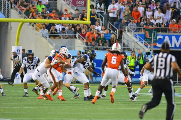 West Virginia Mountaineers Face Miami Hurricanes 71St Russell Bowl Camping — Stock Photo, Image