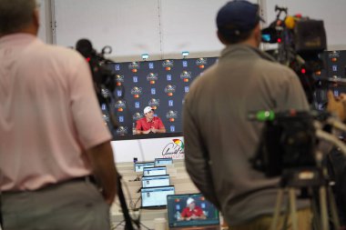 Arnold Palmer 2019 kazananı Francesco Molinari ile 3 Mart 2020 Salı günü Orlando, Florida 'daki Bay Hill' de basın toplantısı düzenledi. 