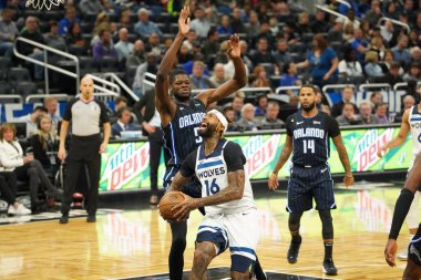 Orlando Magic 28 Şubat 2020 tarihinde Orlando Florida 'da Amway Center' da Minnesota Timberwolves 'a ev sahipliği yapar..  