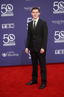 15 Ekim 2019 'da Nashville, Tennessee' deki Linbscome Üniversitesi 'nde verilen 50. GMA Dove Ödülleri sırasında kırmızı halı. 