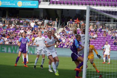 Orlando Pride 14 Nisan 2019 'da Orlando City Stadyumu' nda Portand Thorns 'a ev sahipliği yapıyor.