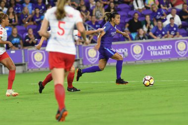 Orland Pride, 25 Ağustos 2018 'de Orlando Florida' daki Exploria Stadyumu 'nda Chicago Red Stars' a ev sahipliği yapıyor..  