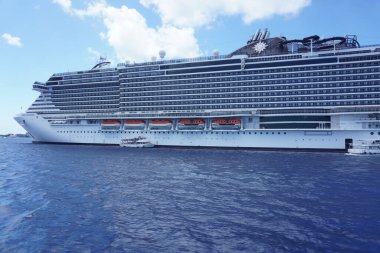 George Town 'daki Caymond Adası' ndaki en güzel plajların güzel manzarası. 