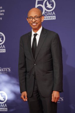 15 Ekim 2019 'da Nashville, Tennessee' deki Linbscome Üniversitesi 'nde verilen 50. GMA Dove Ödülleri sırasında kırmızı halı. 