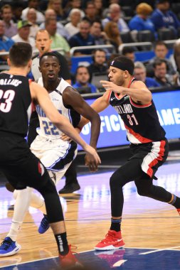 Orlando Magic 25 Ekim 2018 'de Orlando Florida' daki Amway Center 'da Portland Trail Blazers' ı sunar.. 