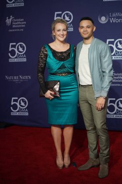 15 Ekim 2019 'da Nashville, Tennessee' deki Linbscome Üniversitesi 'nde verilen 50. GMA Dove Ödülleri sırasında kırmızı halı. 