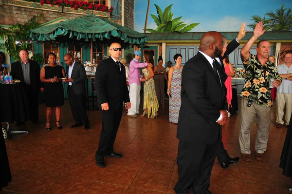 19 Eylül 2015 'te, Bebekler için Kahramanlar Sanford Florida' da bir bağış etkinliğine ev sahipliği yaptı..  