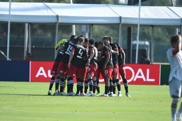 Toronto FC, 13 Temmuz 2020 tarihinde Orlando Florida 'da düzenlenen ESPN Wild World of Sports' ta düzenlenen MLS Back Tournament sırasında D.C. United ile karşı karşıya geldi..  