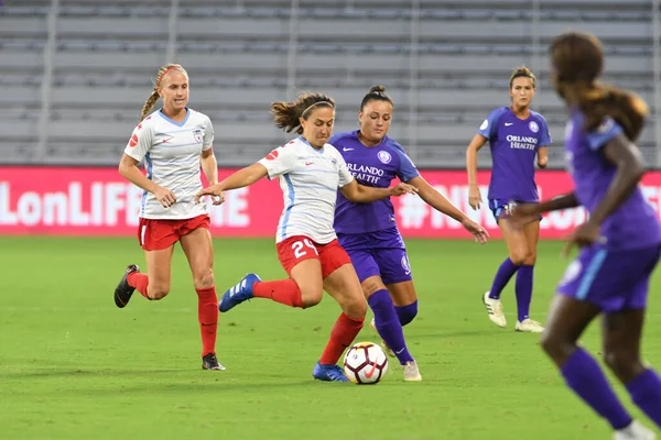 Orland Pride, 25 Ağustos 2018 'de Orlando Florida' daki Exploria Stadyumu 'nda Chicago Red Stars' a ev sahipliği yapıyor..  