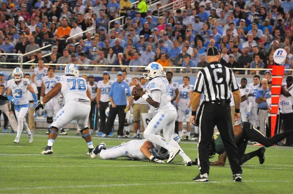 North Carolina Αντιμετωπίσει Baylor Κατά Διάρκεια Του Russell Athletic Bowl — Φωτογραφία Αρχείου