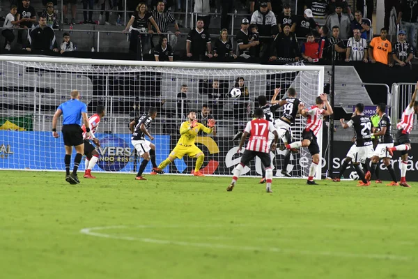 Korintliler, 10 Ocak 2018 'de Orlando City Stadyumu' nda düzenlenen Florida Kupası 'nda PSV Eindhoven' a karşı.. 