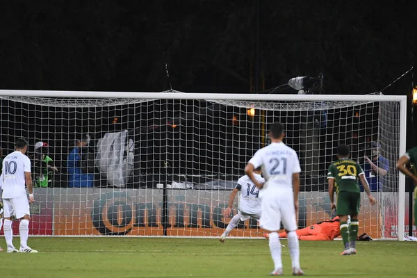 Los Angeles Galaksisi, 14 Temmuz 2020 'de Orlando Florida ABD' deki ESPN Vahşi Spor Dünyası 'nda düzenlenen MLS Sırt Turnuvası sırasında Portland Timbers ile karşı karşıya geldi.