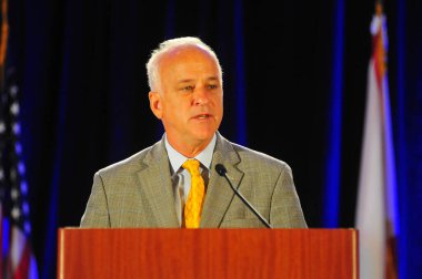 Florida Valisi Rick Scott 13 Ekim 2015 'te Orlando Florida' daki İnanç Sempozyumu 'nda konuşma yapacak. Fotoğraf: Marty Jean-Louis