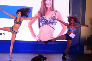 Orlando Magic 28 Temmuz 2016 'da Orlando Florida' daki Amway Center 'da Sihirli Dansçılar Seçmeleri' ne ev sahipliği yapıyor..  