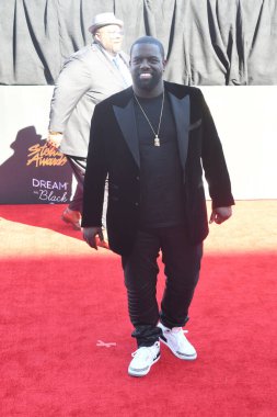 Kırmızı Halı Fotoğrafları 29 Mart 2019 Cumartesi günü Las Vegas 'taki Orleans Resort' ta düzenlenen 34. Yıldız Ödülleri sırasında çekildi.