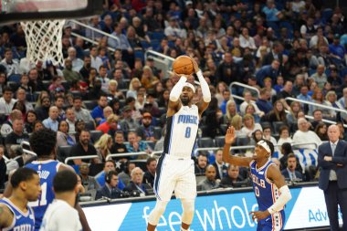Orlando Magic 27 Aralık 2019 Cuma günü Orlando, Florida 'daki Amway Arena' da Philadelphia 76ers 'a ev sahipliği yapıyor..