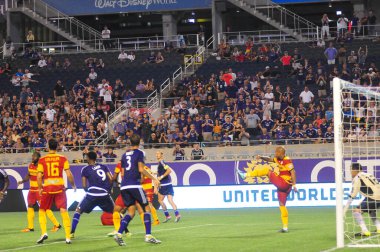 Orlando City SC, 29 Haziran 2016 'da Orlando Florida' daki Kamp Dünyası Stadyumu 'nda Fort Lauderdale Strikers' a ev sahipliği yaptı..