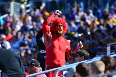 LSU, 31 Aralık 2016 tarihinde Orlando Florida 'daki Kamp Dünya Stadyumu' nda oynanan 71. Citrus Kupası 'nda Louisville ile karşılaşacak.. 