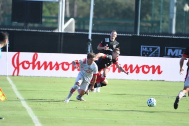 Toronto FC, 13 Temmuz 2020 tarihinde Orlando Florida 'da düzenlenen ESPN Wild World of Sports' ta düzenlenen MLS Back Tournament sırasında D.C. United ile karşı karşıya geldi..  