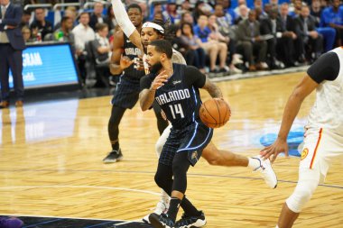 Orlando Magic 30 Aralık 2019 tarihinde Orlando, Florida 'daki Amway Center' da Atlanta Hawks 'a ev sahipliği yaptı.