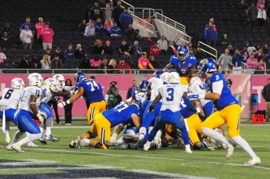 Georgia State, 19 Aralık 2015 tarihinde Orlando Florida 'daki Camp World Stadyumu' nda oynanan Cure Bowl maçında San Jose State ile karşılaşacak..