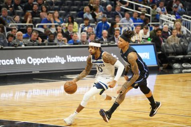 Orlando Magic 28 Şubat 2020 tarihinde Orlando Florida 'da Amway Center' da Minnesota Timberwolves 'a ev sahipliği yapar..  