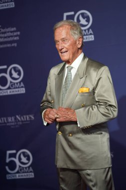 15 Ekim 2019 'da Nashville, Tennessee' deki Linbscome Üniversitesi 'nde verilen 50. GMA Dove Ödülleri sırasında kırmızı halı.