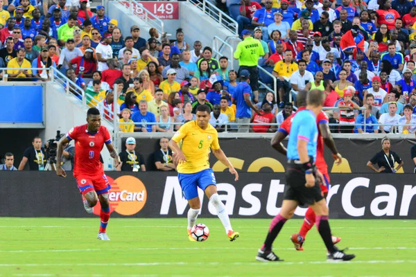 Brezilya, 8 Haziran 2016 tarihinde Orlando Florida 'daki Copa America Centenario' da Haiti ile karşılaştı..