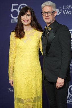 15 Ekim 2019 'da Nashville, Tennessee' deki Linbscome Üniversitesi 'nde verilen 50. GMA Dove Ödülleri sırasında kırmızı halı. 