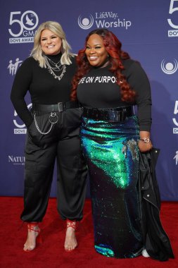 15 Ekim 2019 'da Nashville, Tennessee' deki Linbscome Üniversitesi 'nde verilen 50. GMA Dove Ödülleri sırasında kırmızı halı. 