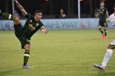 Los Angeles Galaksisi, 14 Temmuz 2020 'de Orlando Florida ABD' deki ESPN Vahşi Spor Dünyası 'nda düzenlenen MLS Sırt Turnuvası sırasında Portland Timbers ile karşı karşıya geldi.