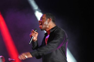 R & B Şarkıcıları Keith Sweat, Jagged Edge, Dru Hill ve Sisqo 15 Kasım 2014 'te Orlando Florida' daki CFE Arena 'da sahne aldılar..  