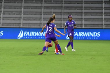 Orland Pride, 25 Ağustos 2018 'de Orlando Florida' daki Exploria Stadyumu 'nda Chicago Red Stars' a ev sahipliği yapıyor..  