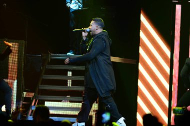 Baba Yankee ve Don Omar 7 Ağustos 2016 'da Orlando Florida' daki Amway Center 'da konser verdiler..  