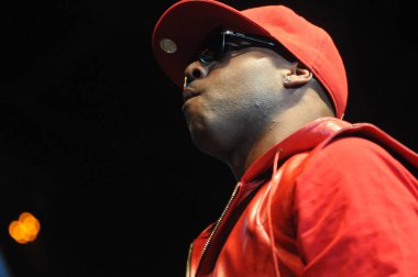 R & B Şarkıcıları Keith Sweat, Jagged Edge, Dru Hill ve Sisqo 15 Kasım 2014 'te Orlando Florida' daki CFE Arena 'da sahne aldılar..  