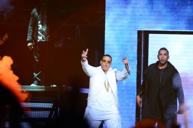 Baba Yankee ve Don Omar 7 Ağustos 2016 'da Orlando Florida' daki Amway Center 'da konser verdiler.. 