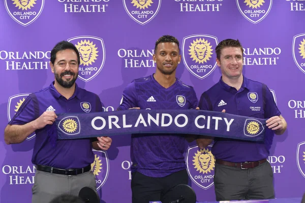 Orlando City Begrüßt Spieler Luis Nani — Stockfoto