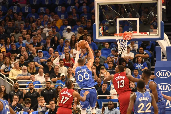 Orlando Magic 17 Ekim 2018 'de Orlando Florida' daki Amway Center 'da Miami Heat' i sunar.. 