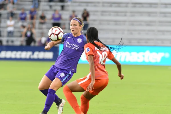 Orlando Pride 28 Haziran 2018 'de Orlando City Stadyumu' nda Houston Dash 'e ev sahipliği yaptı..  