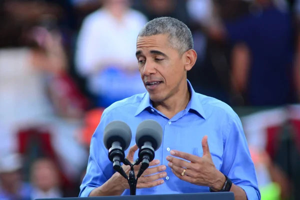 Président Barack Obama Prend Parole Lors Rassemblement Campagne Stade Osceola — Photo