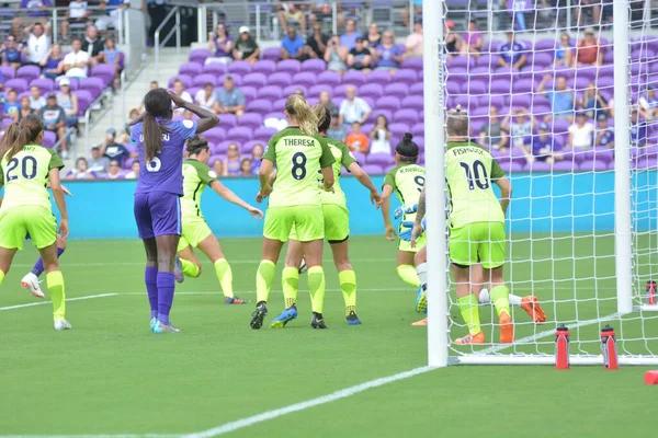 Orlando Pride 21 Temmuz 2018 'de Orlando Florida' daki Exploria Stadyumu 'nda Seattle Reign FC' ye ev sahipliği yapmaktadır. Fotoğraf: Marty Jean-Louis
