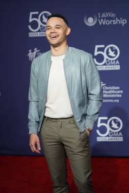 15 Ekim 2019 'da Nashville, Tennessee' deki Linbscome Üniversitesi 'nde verilen 50. GMA Dove Ödülleri sırasında kırmızı halı. 