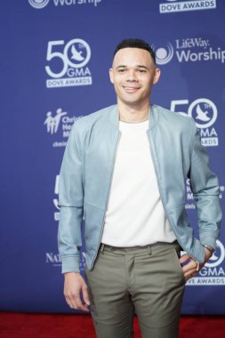 15 Ekim 2019 'da Nashville, Tennessee' deki Linbscome Üniversitesi 'nde verilen 50. GMA Dove Ödülleri sırasında kırmızı halı. 