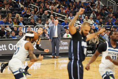 Orlando Magic 28 Şubat 2020 tarihinde Orlando Florida 'da Amway Center' da Minnesota Timberwolves 'a ev sahipliği yapar..  
