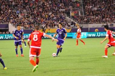 Orlando City SC, 8 Mayıs 2015 'te Florida' daki Kamp Dünyası Stadyumu 'nda Los Angeles Galaksisi' ne ev sahipliği yaptı.. 